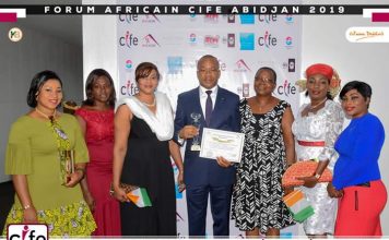 Le MAIRE BRICE KOUASSI RECOIT LE PRIX SPECIAL CIFE