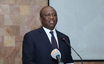 Société Distinction : Hamed Bakayoko reçoit un important prix pour ses actions à Abobo