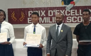 Prix d’excellence en milieu scolaire à Grand Bassam/ les images de la cérémonie de récompenses